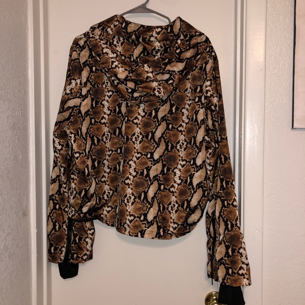 Judith March - Snakeprint Crop Windbreaker - Picture 2 of 2